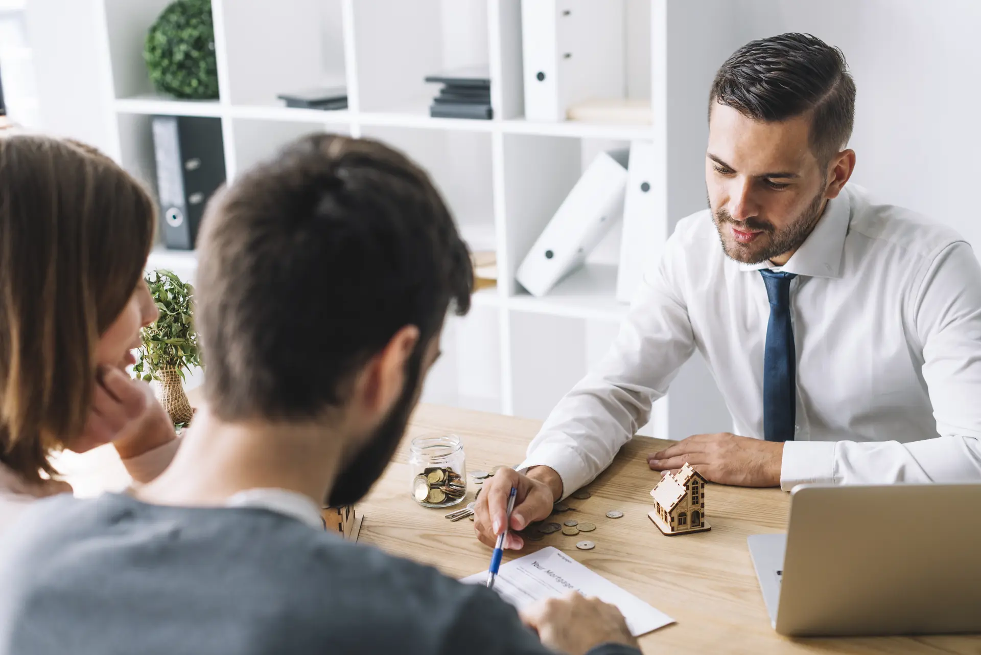 Global Alternative Investments — préstamos con garantía hipotecaria